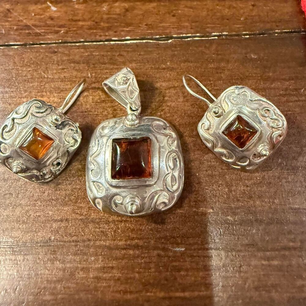 925 Sterling Silver Amber Jewelry Set, Silpada, earrings and pendant